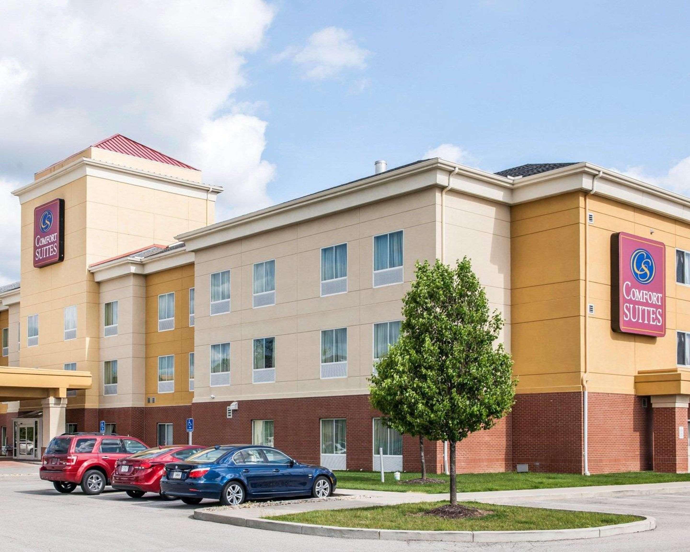 Comfort Suites Near Indianapolis Airport Exterior photo
